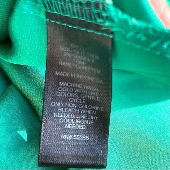 🍍3/$15🍍 Express Mesh Cutout 3/4 Sleeve Blouse - Picture 8 of 9